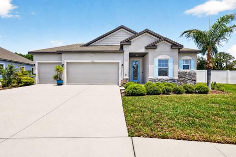Photo of 13410 Lakeview Oaks Lane, Riverview, FL 33579 (MLS # TB8503953)