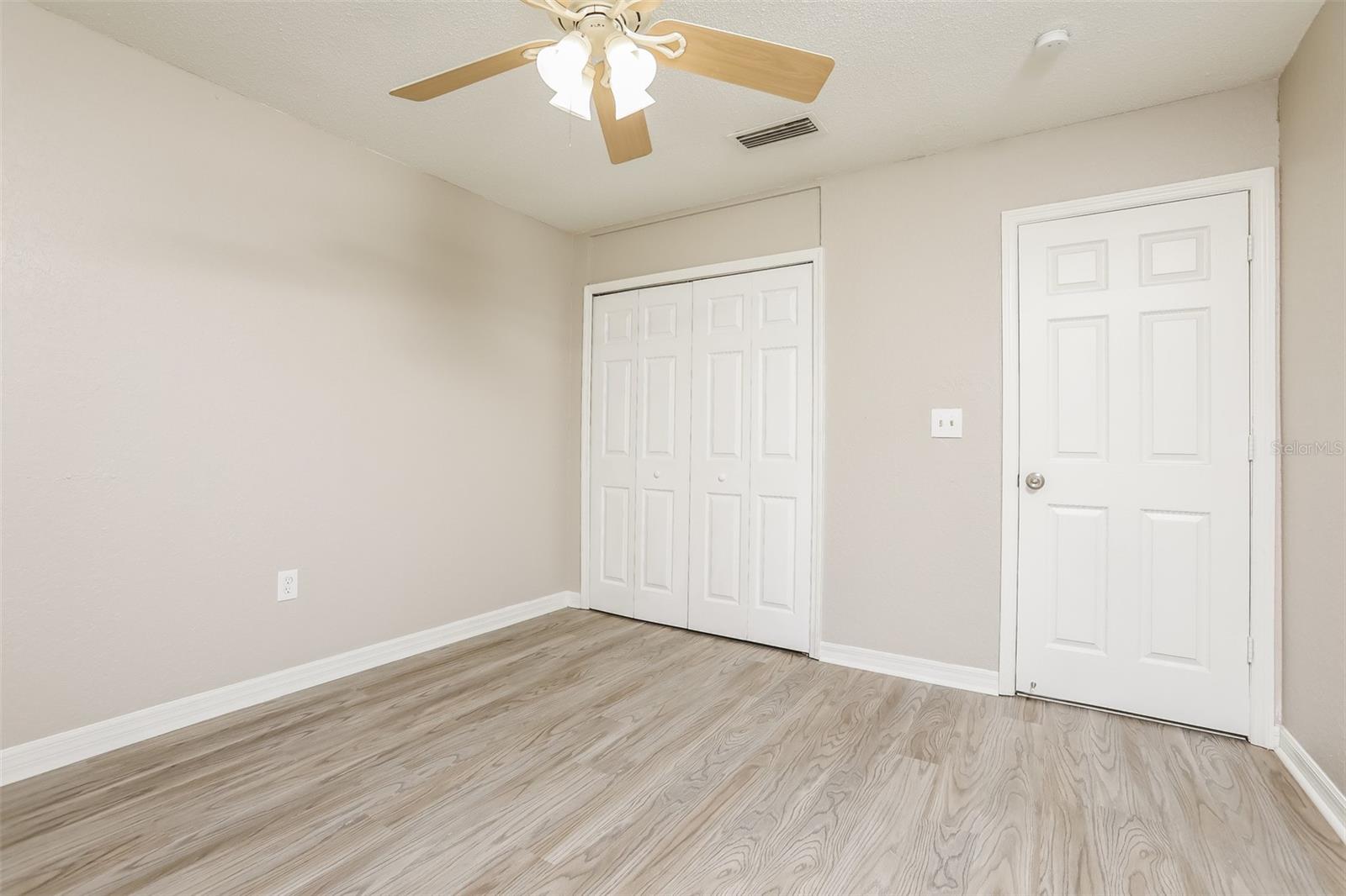 NORTHCREST - Residential Lease