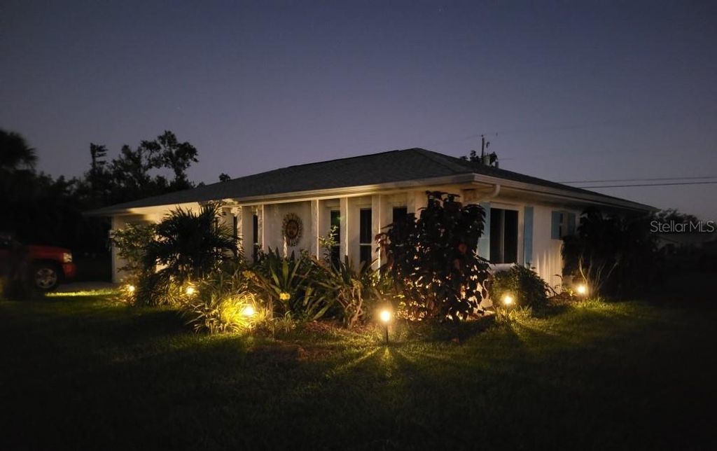 Photo of 11105 Pendleton Avenue, Englewood, FL 34224 (MLS # C7508748)