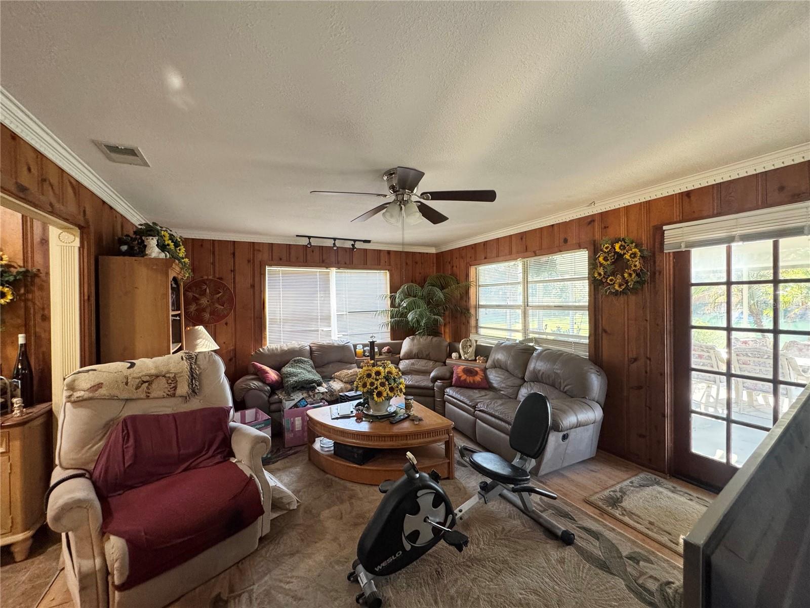 18401 HAMILTON ROAD