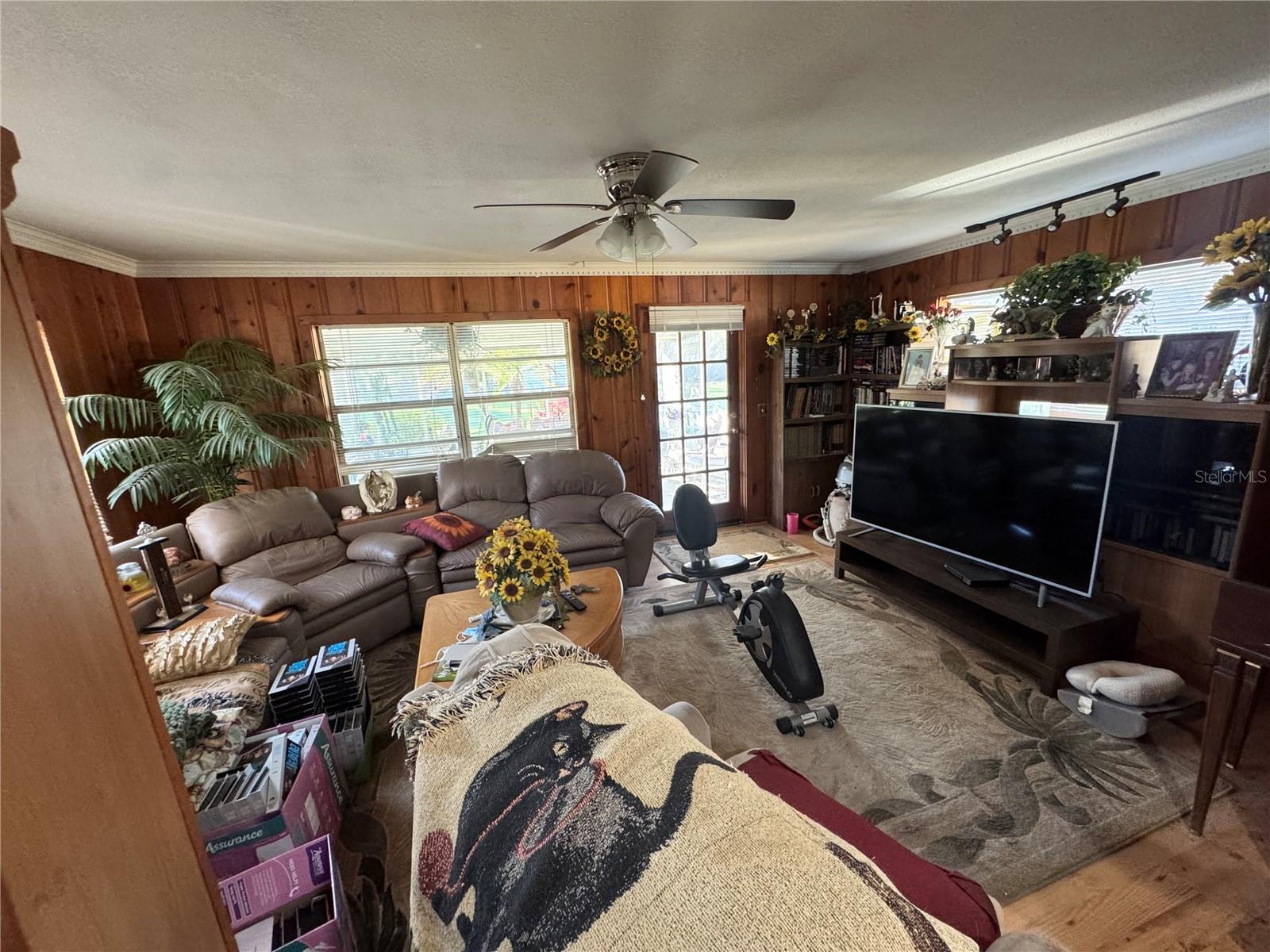 18401 HAMILTON ROAD