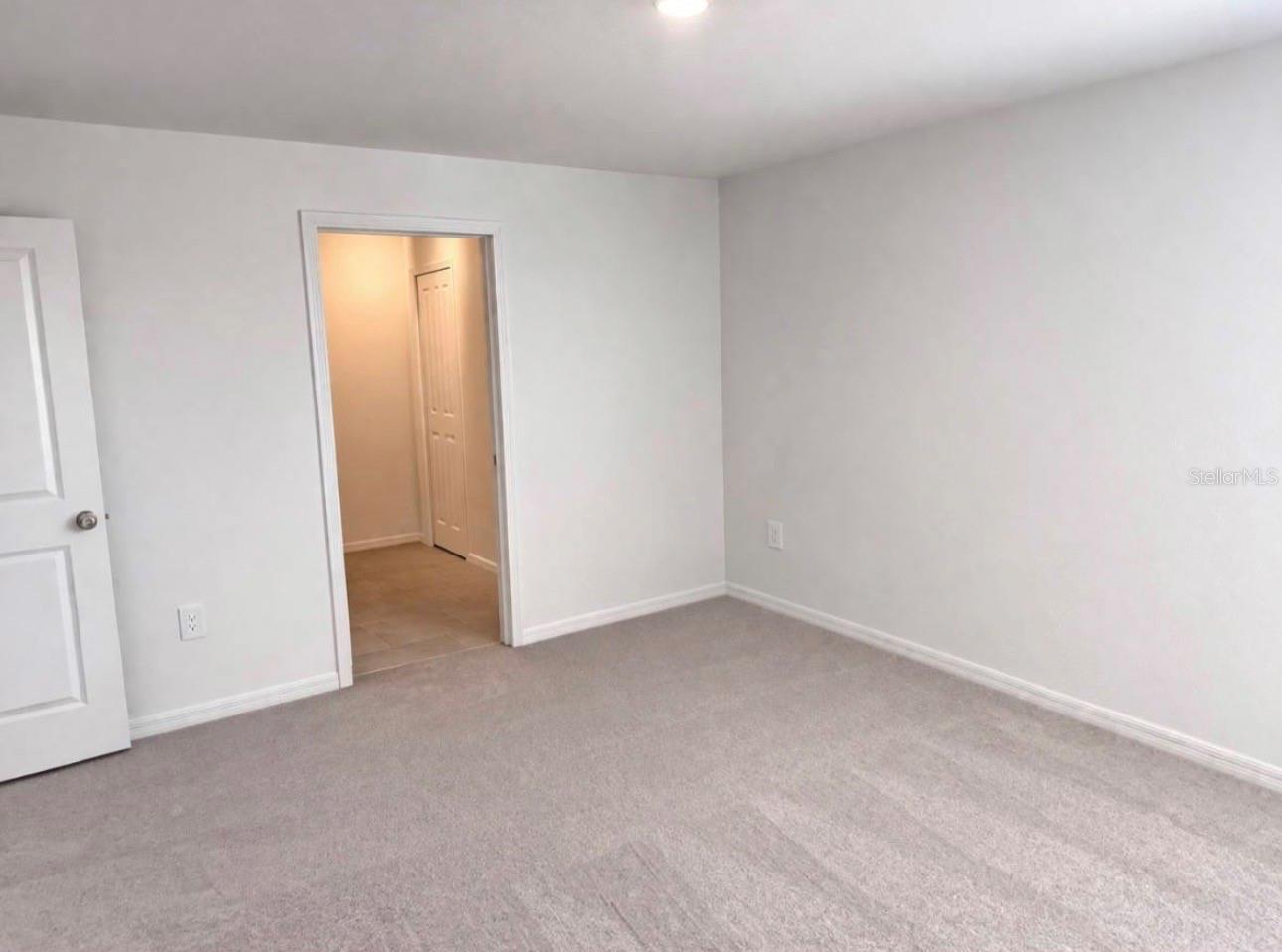 TUCKERS POINTE PH 1 - Residential Lease