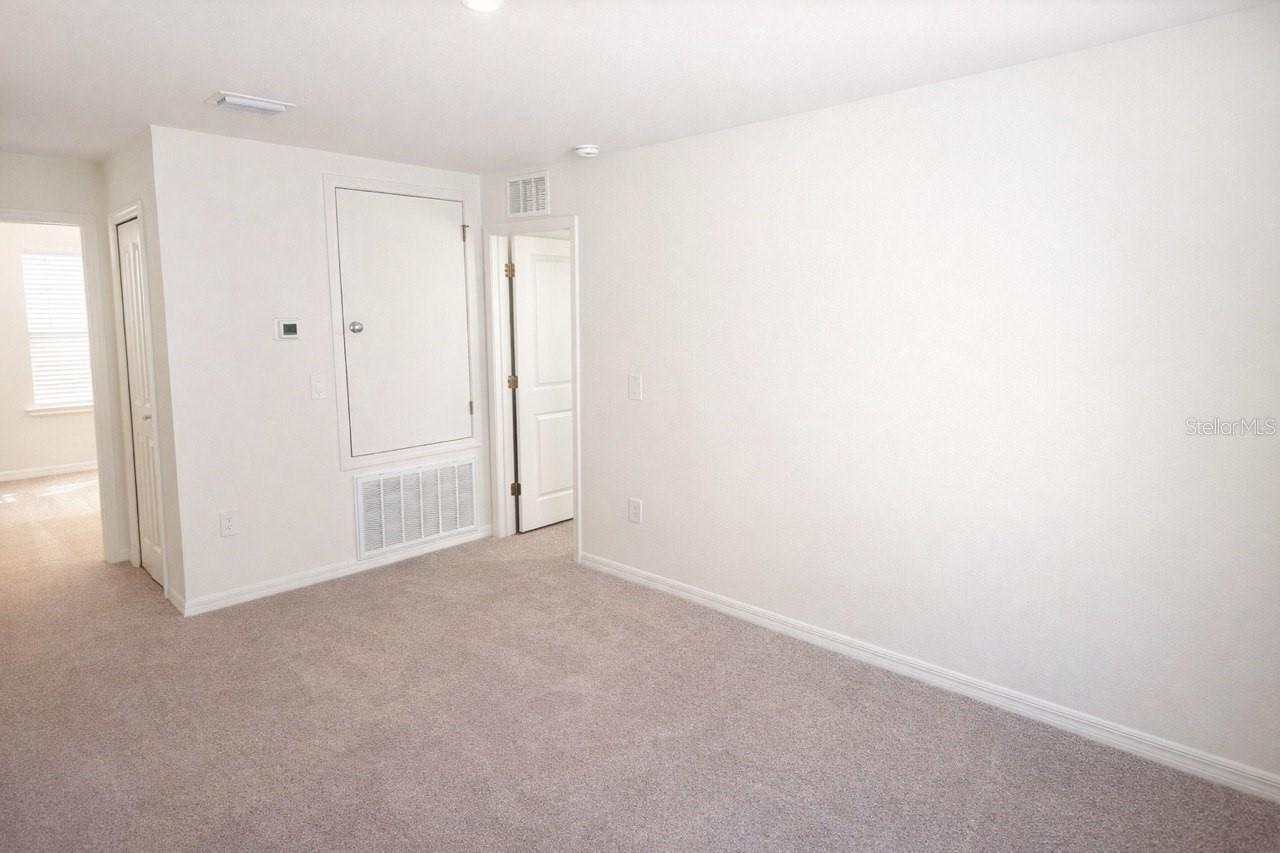 TUCKERS POINTE PH 1 - Residential Lease