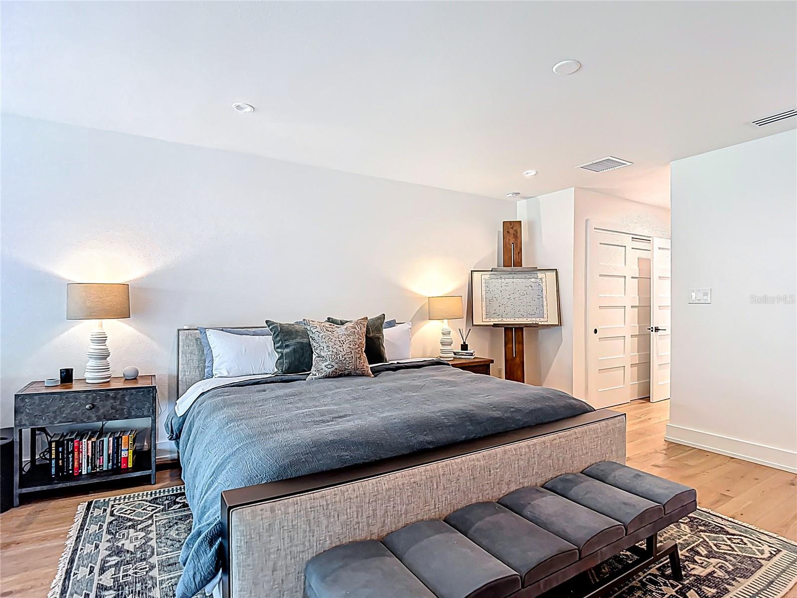 HENDERSON BEACH - Residential Lease
