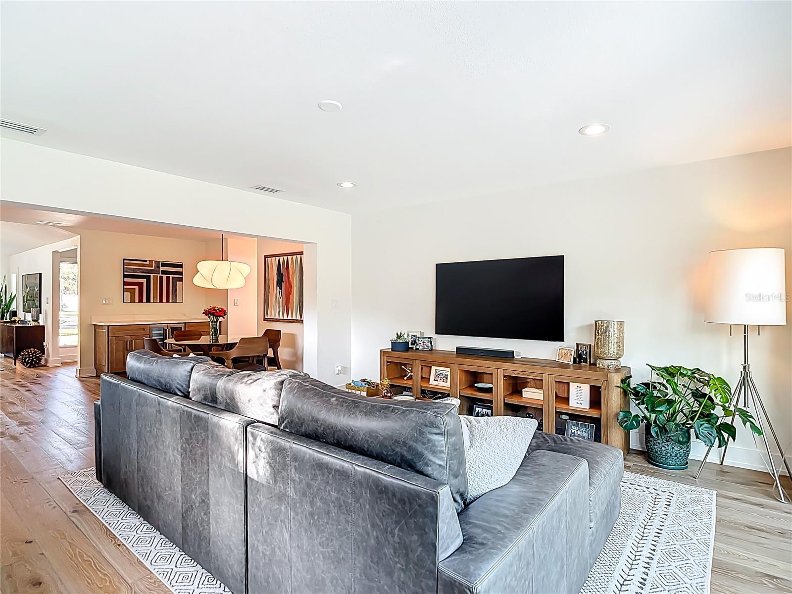 HENDERSON BEACH - Residential Lease