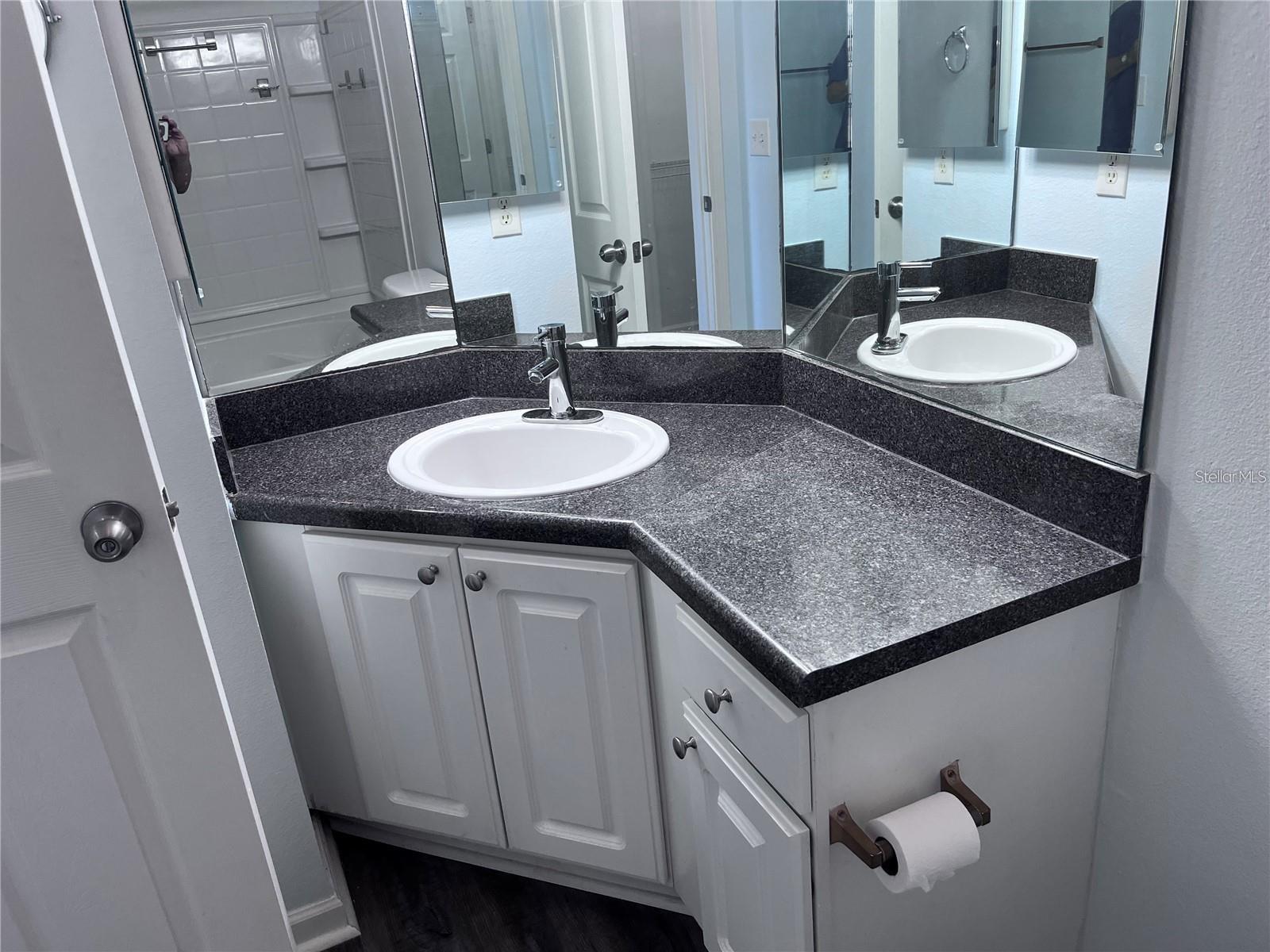 THE PALMS OF CORTEZ - Residential Lease