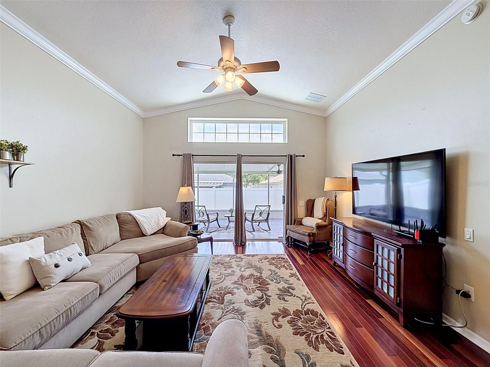 LEXINGTON OAKS PH 01 - Residential