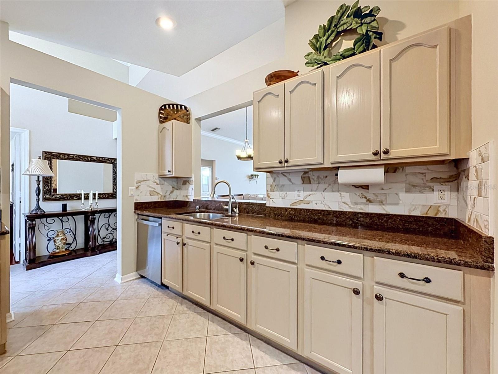 LEXINGTON OAKS PH 01 - Residential