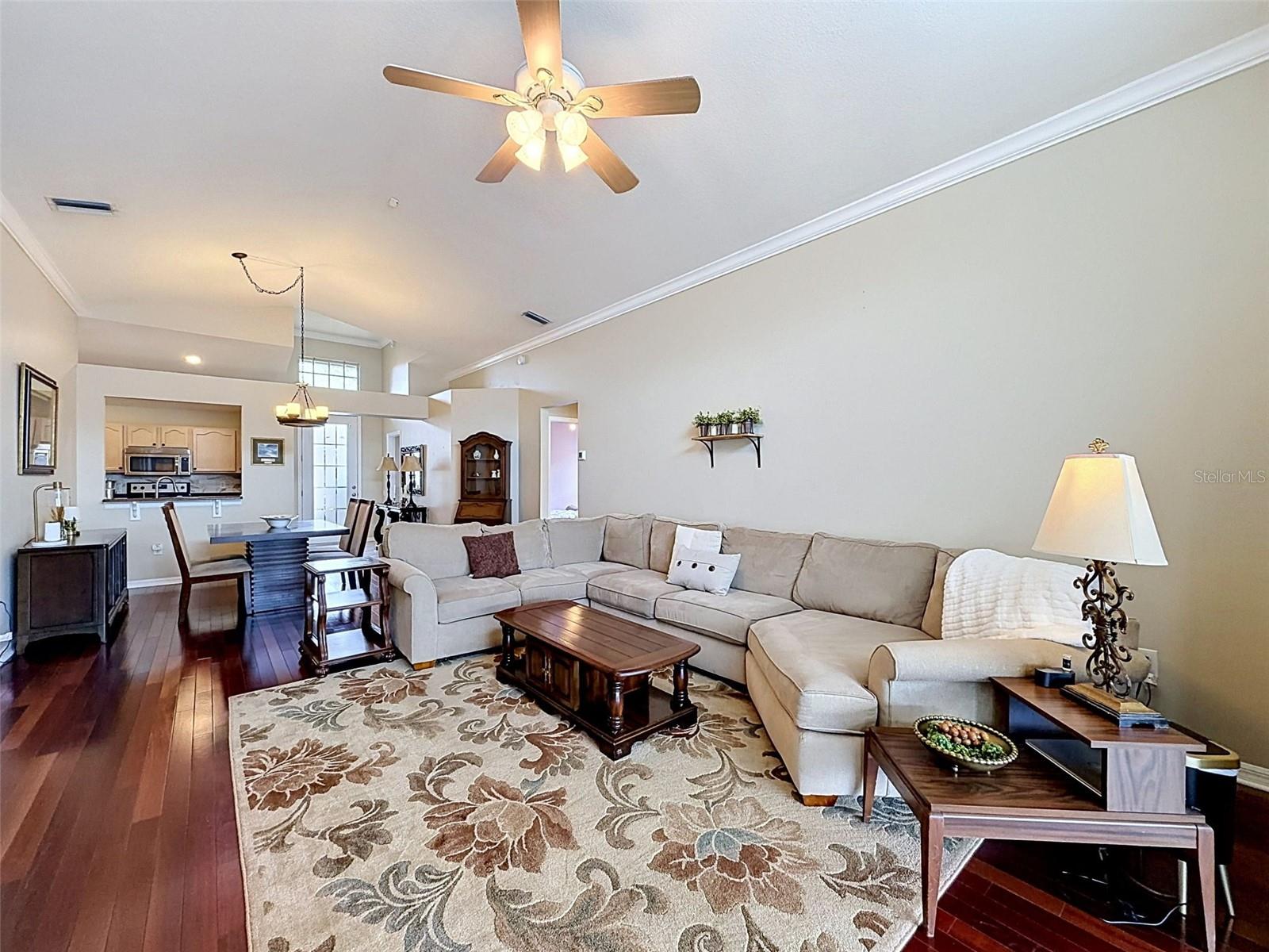 LEXINGTON OAKS PH 01 - Residential