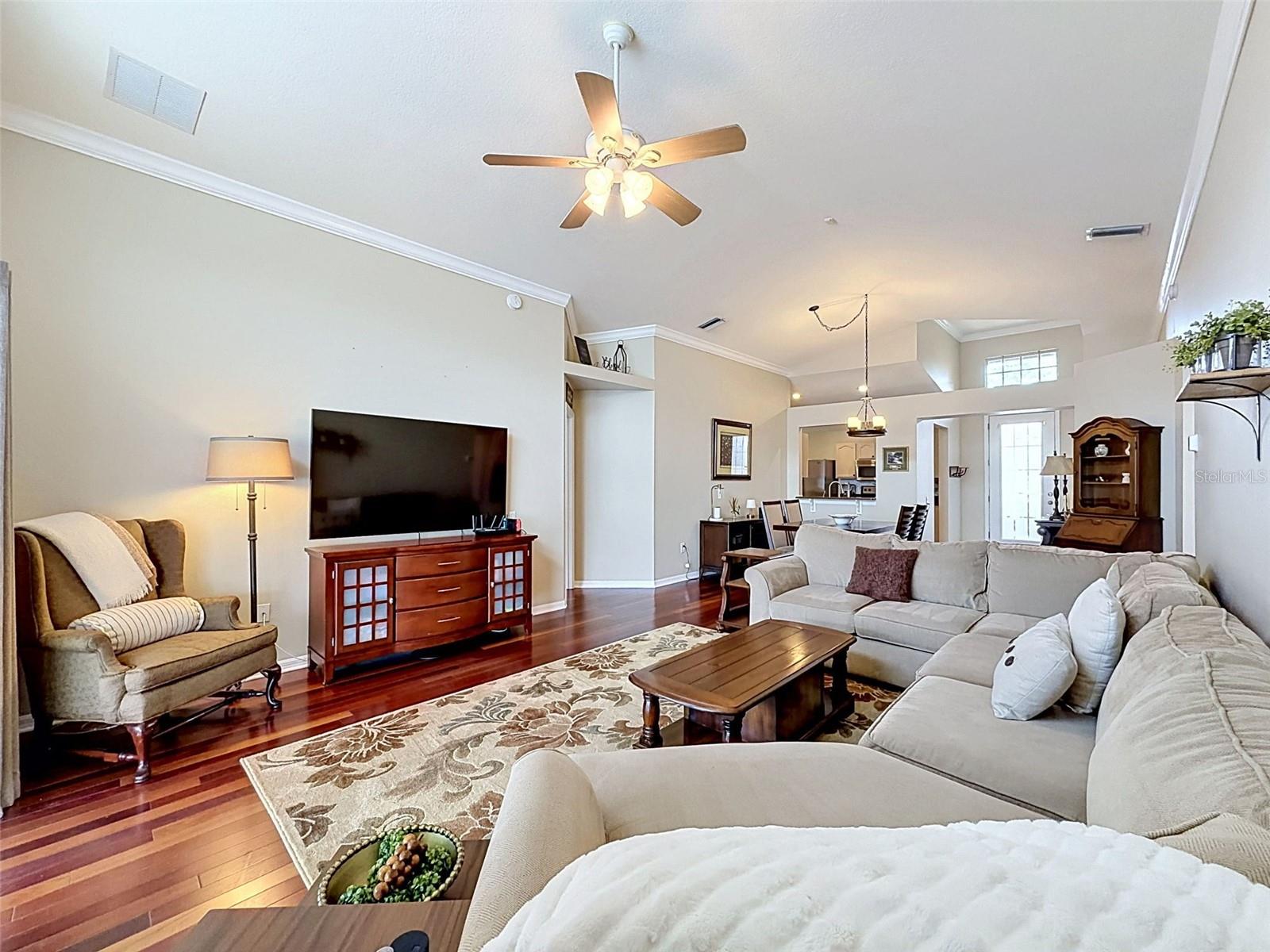 LEXINGTON OAKS PH 01 - Residential