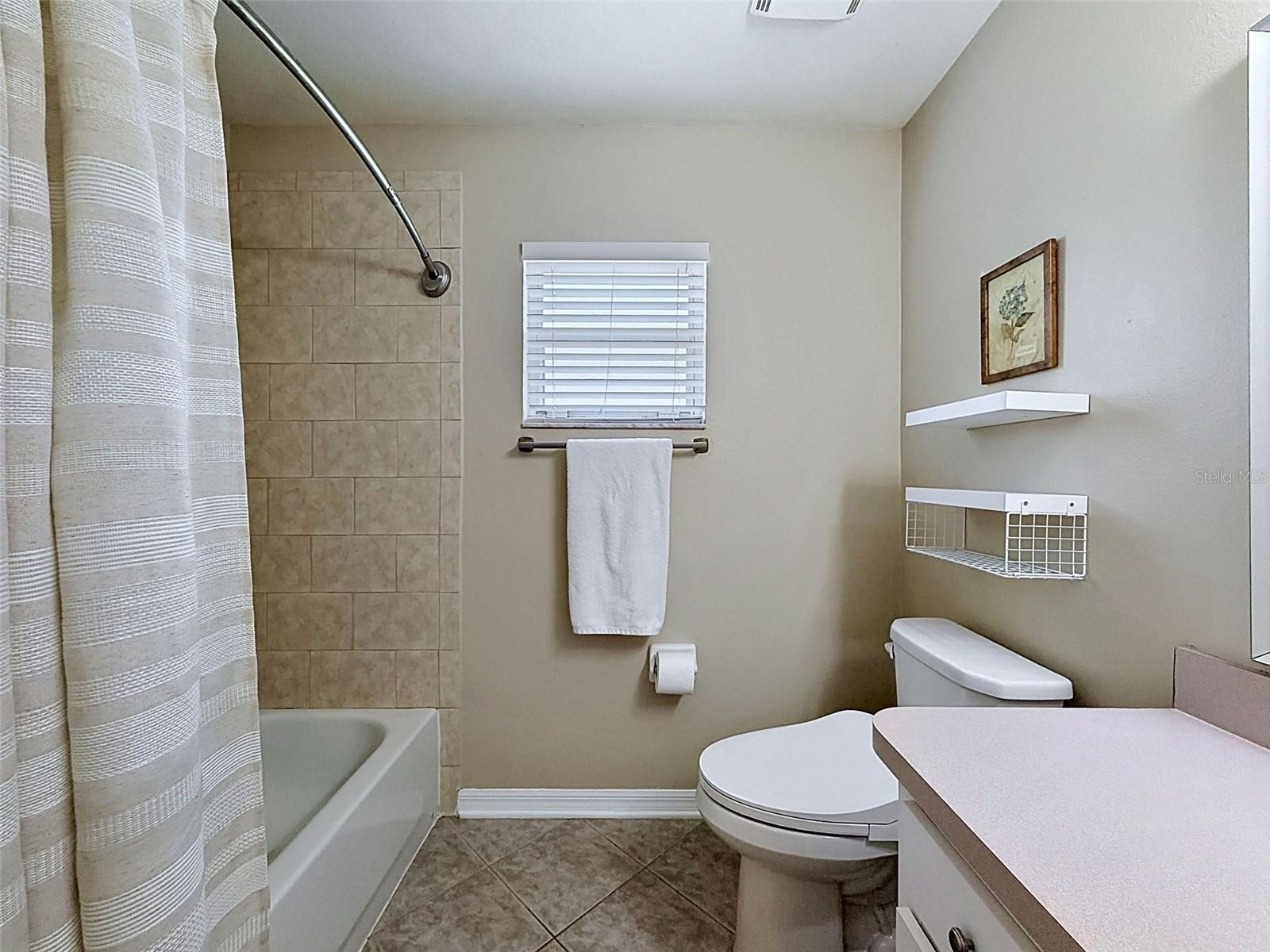 LEXINGTON OAKS PH 01 - Residential