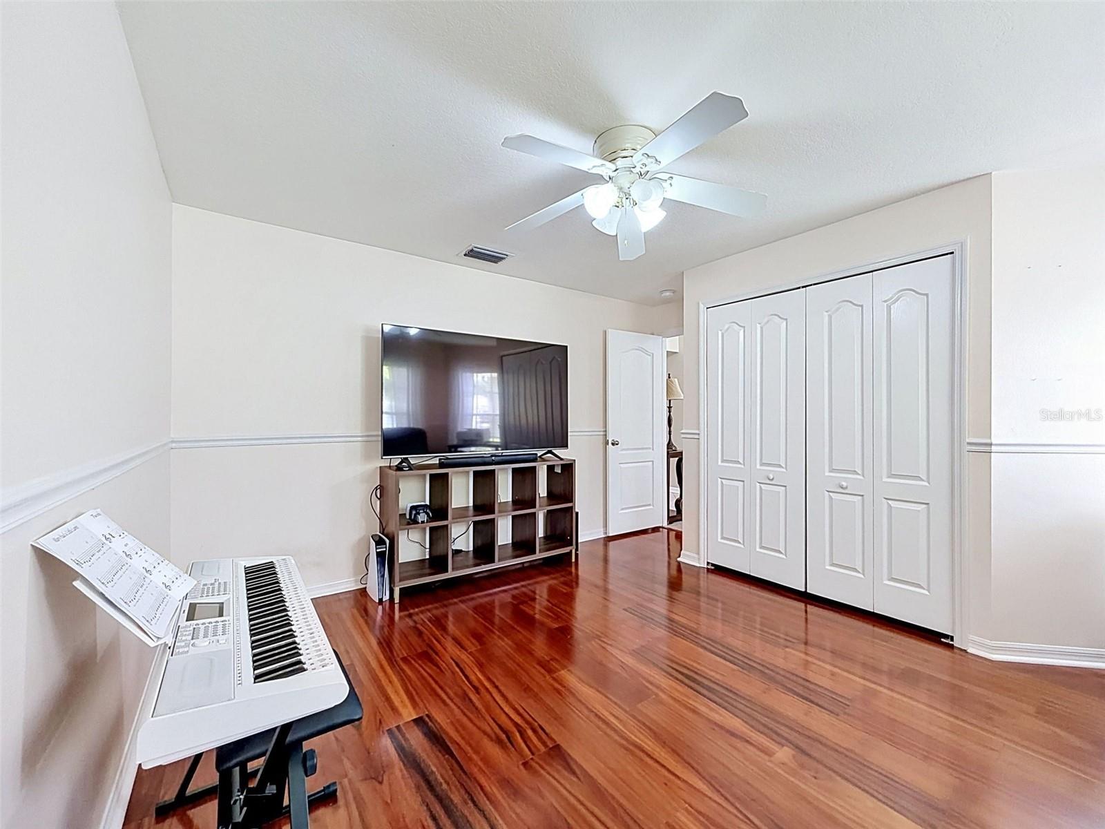 LEXINGTON OAKS PH 01 - Residential