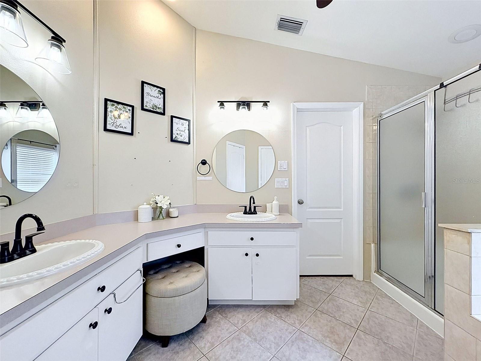 LEXINGTON OAKS PH 01 - Residential