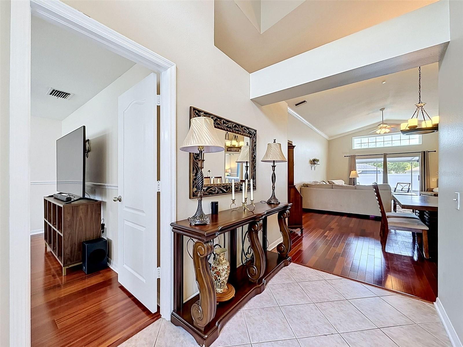 LEXINGTON OAKS PH 01 - Residential