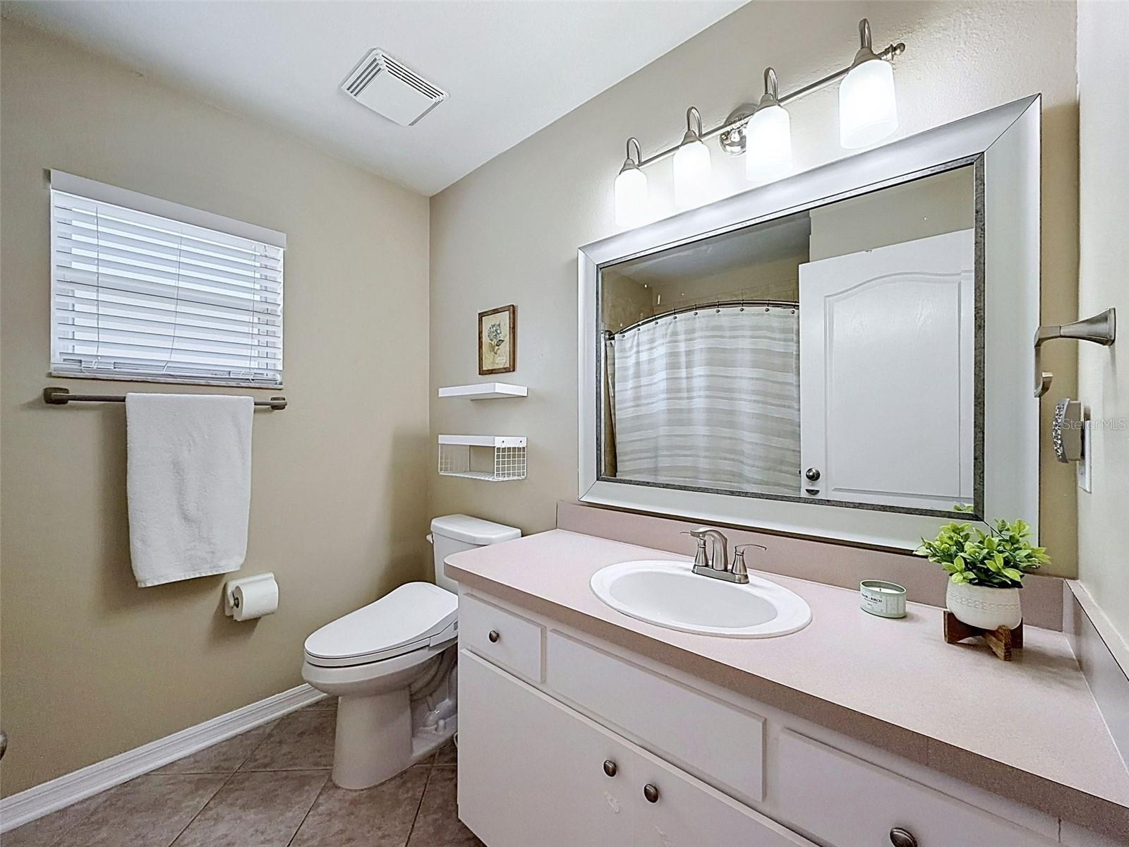 LEXINGTON OAKS PH 01 - Residential