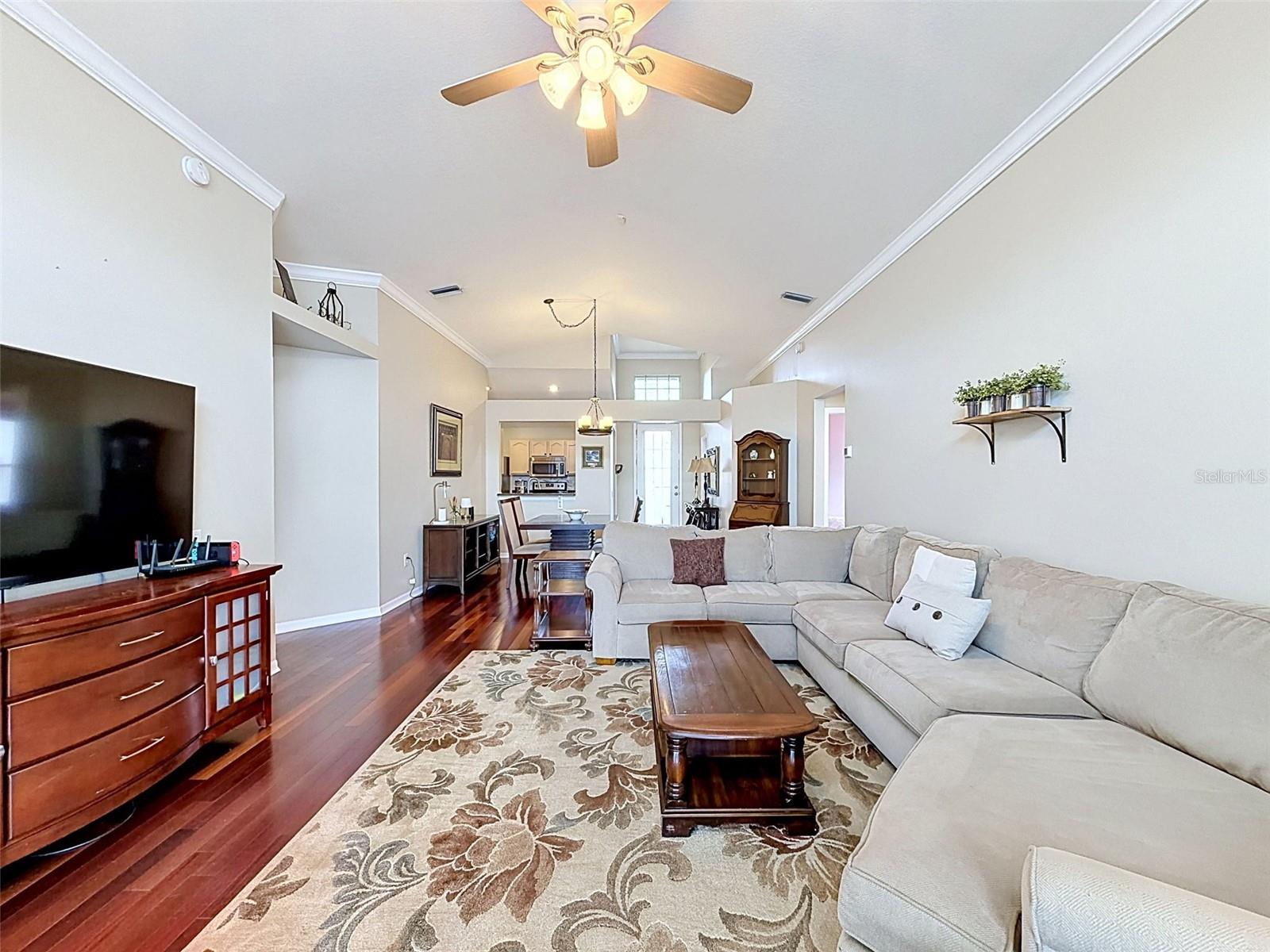 LEXINGTON OAKS PH 01 - Residential