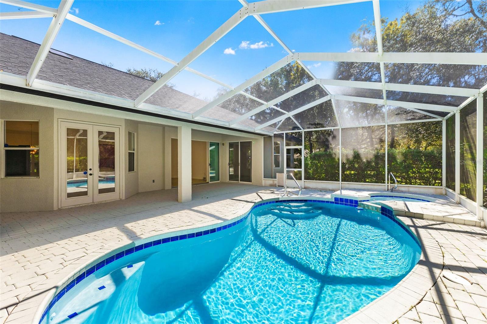 FAIRVIEW ESTATES - Residential