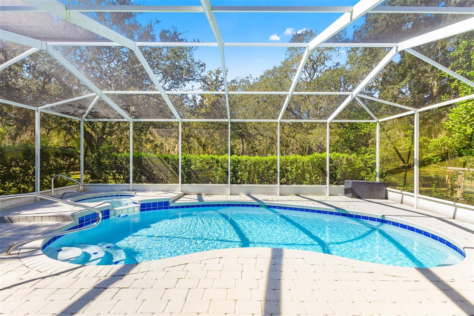 FAIRVIEW ESTATES - Residential