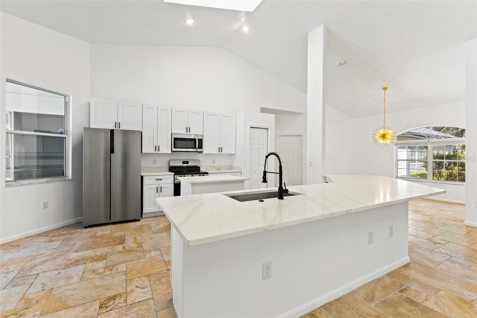 FAIRVIEW ESTATES - Residential