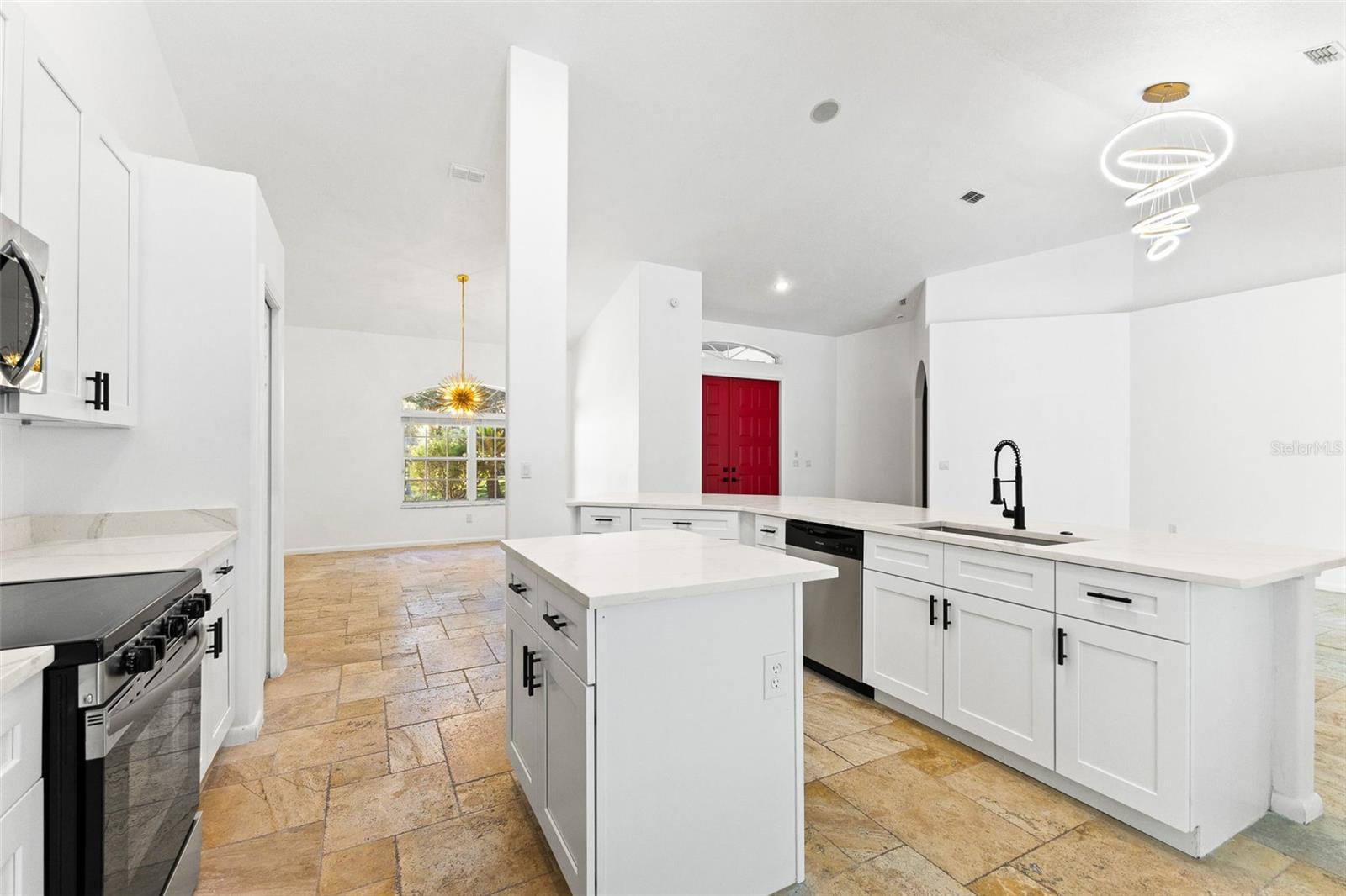 FAIRVIEW ESTATES - Residential