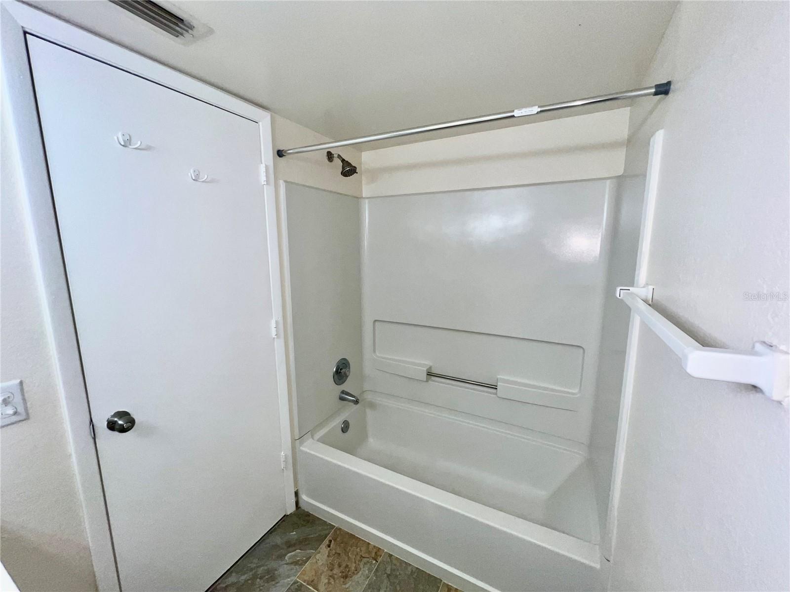 MEADOWLAKE PALM HARBOR CONDO - Residential Lease