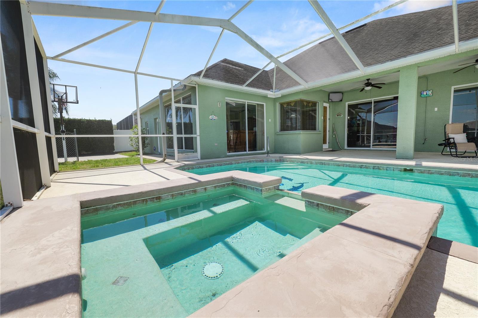 HARTFORD ESTATES - Residential