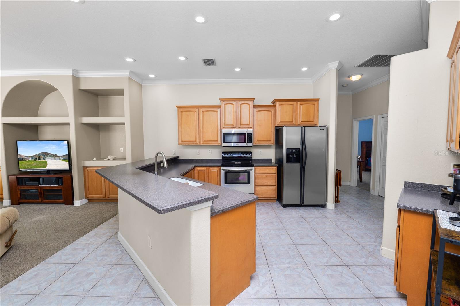 HARTFORD ESTATES - Residential