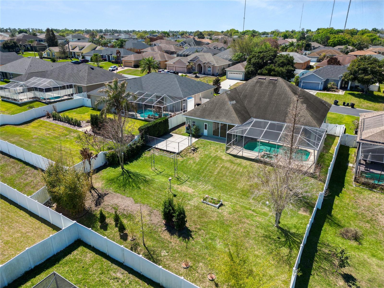 HARTFORD ESTATES - Residential