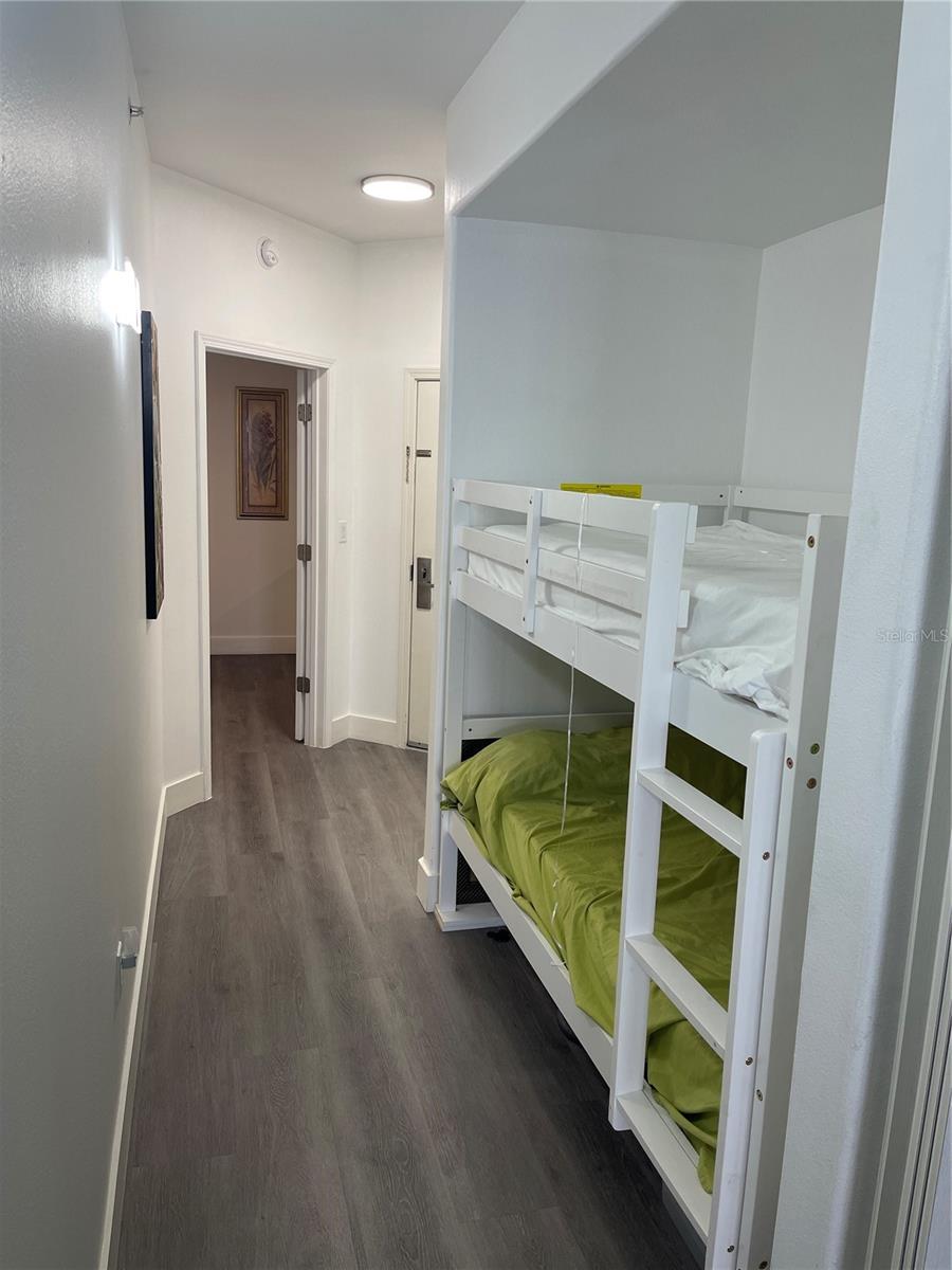 BLUE HERON BEACH RESIDENCE TOWER I - Residential