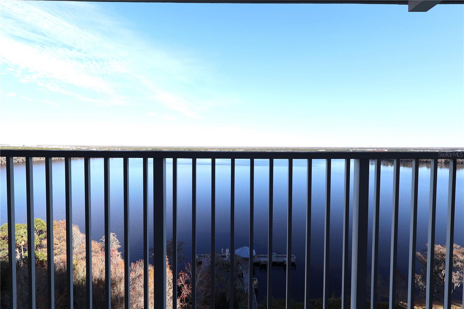 BLUE HERON BEACH RESIDENCE TOWER I - Residential