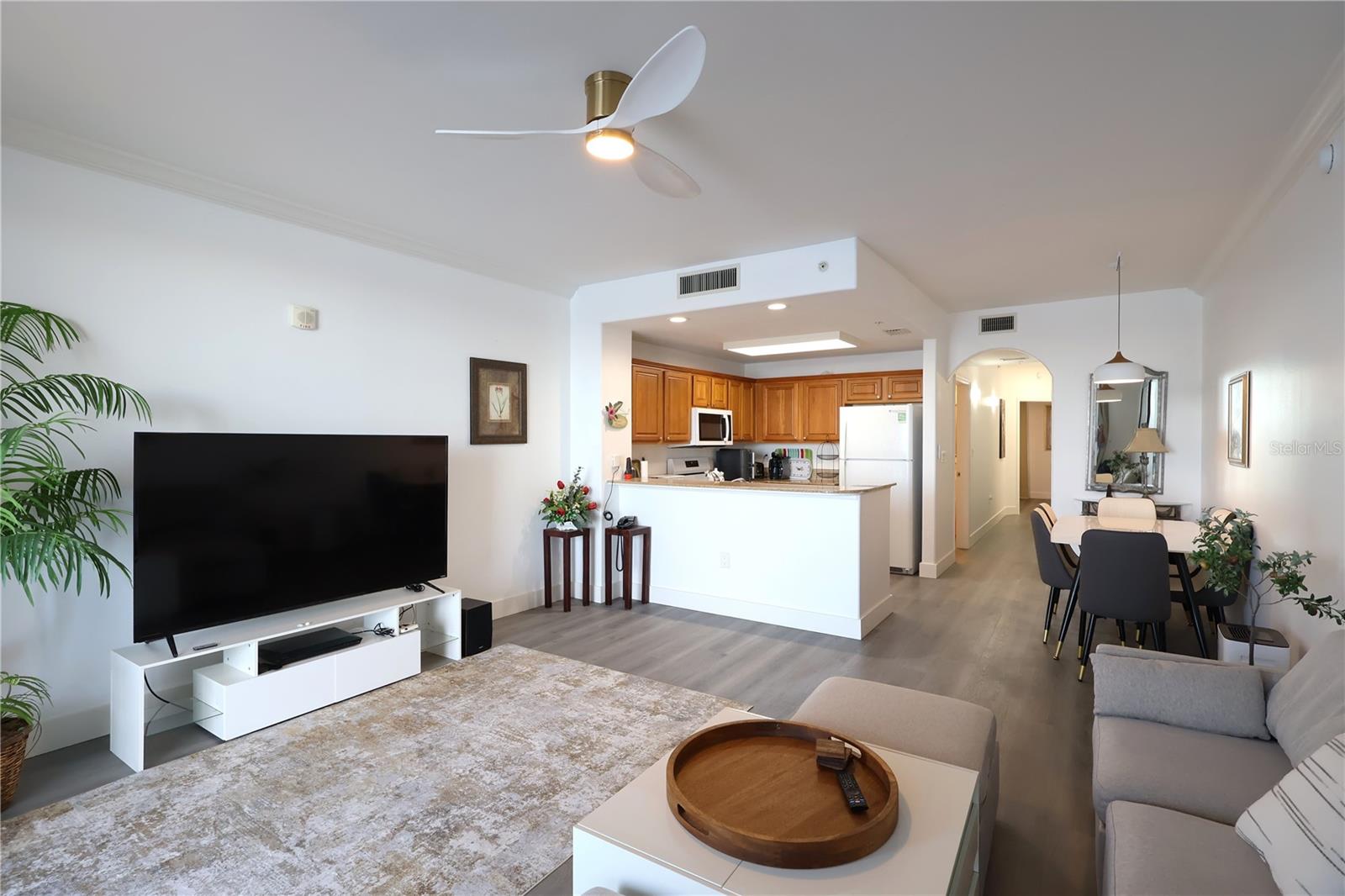 BLUE HERON BEACH RESIDENCE TOWER I - Residential