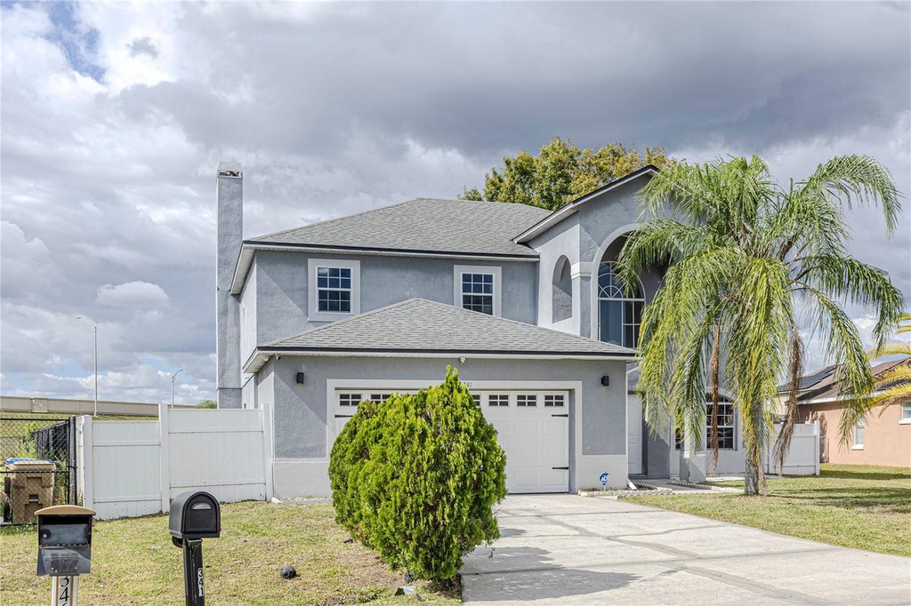 Photo of 341 Aylesbury Court, Kissimmee, FL 34758 (MLS # O6452609)