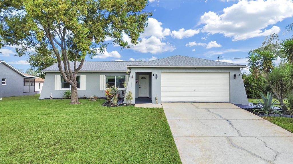 Photo of 8527 Jolly Roger Drive, Hudson, FL 34667 (MLS # O6346282)