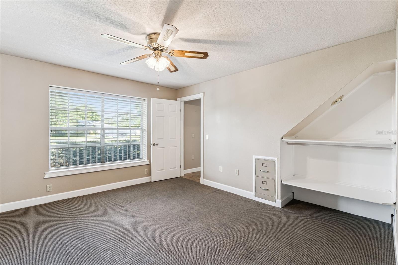 CROWN POINT WOODS - Residential