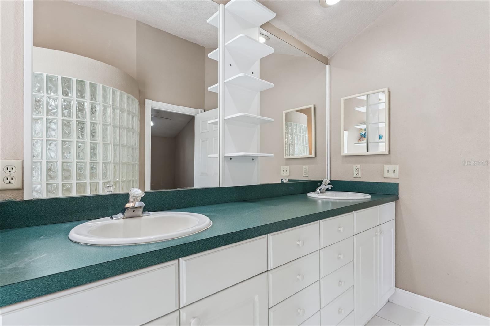 CROWN POINT WOODS - Residential