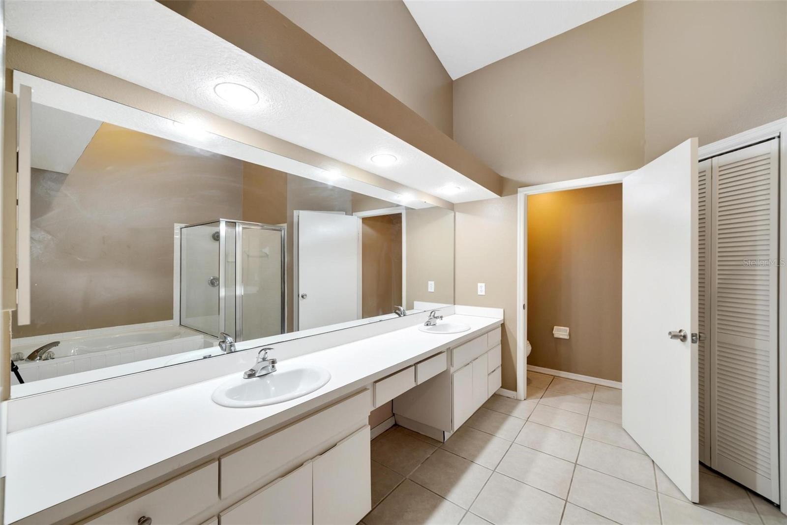 OAKDALE RIVERVIEW ESTATES UN 3 - Residential