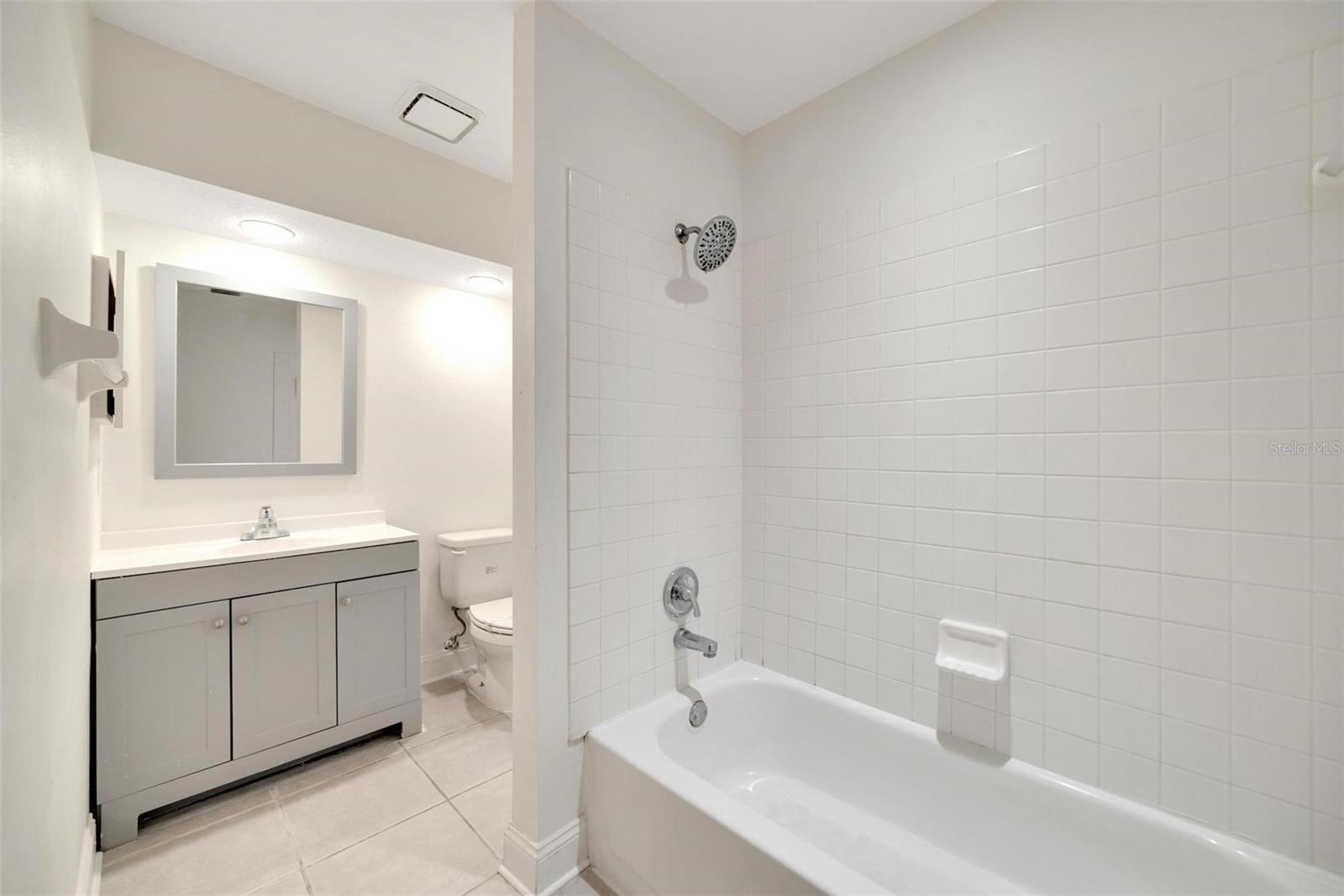 OAKDALE RIVERVIEW ESTATES UN 3 - Residential