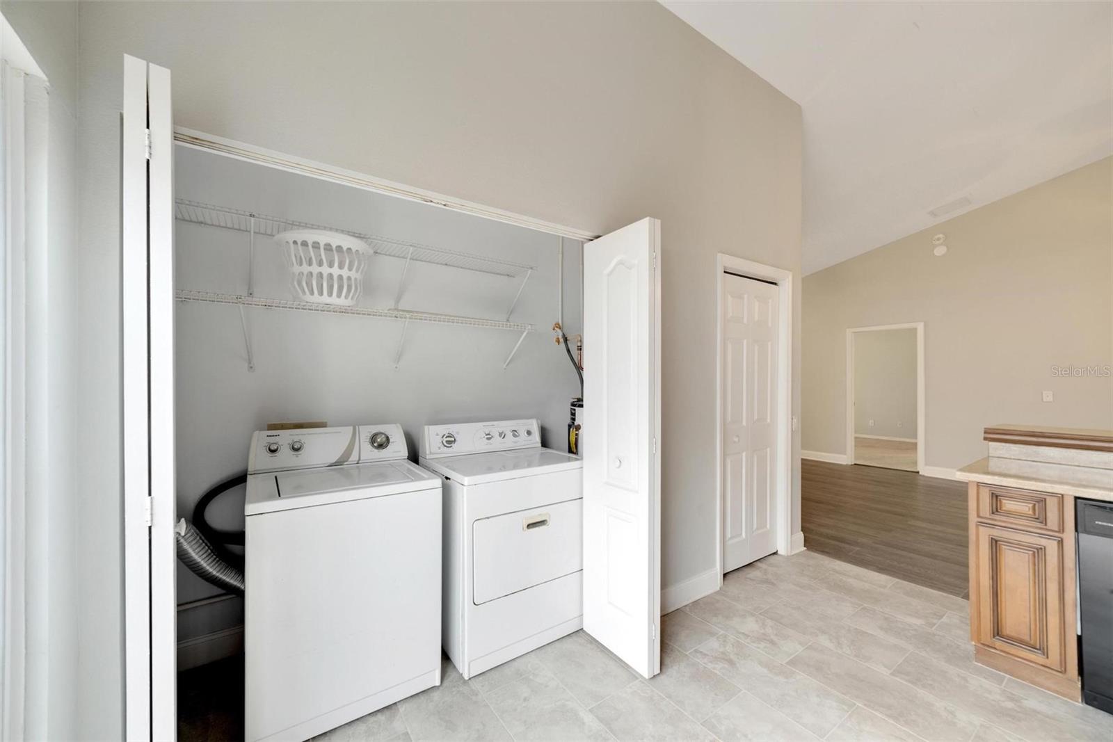 OAKDALE RIVERVIEW ESTATES UN 3 - Residential