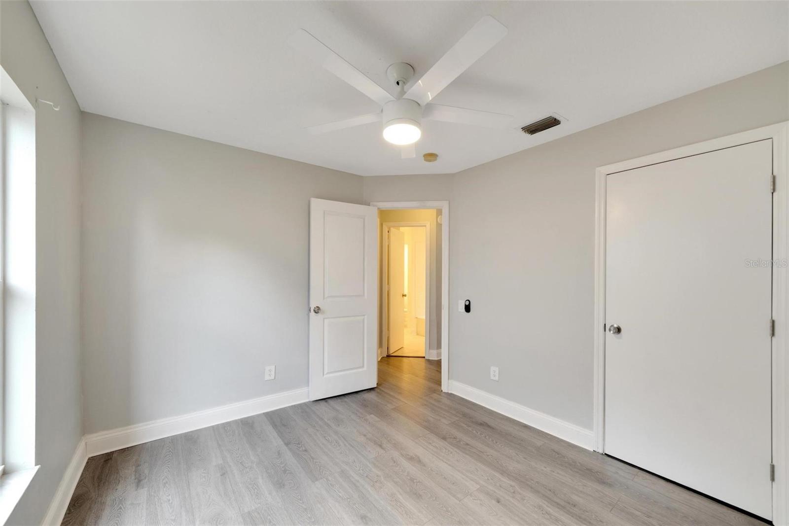 OAKDALE RIVERVIEW ESTATES UN 3 - Residential