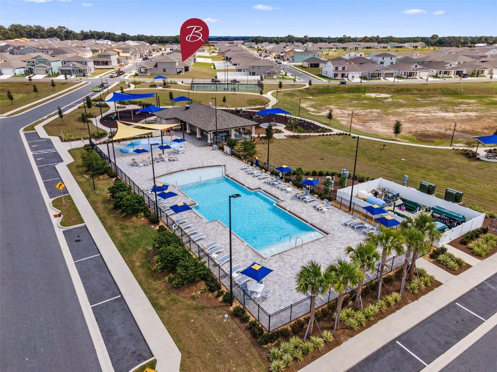 CALESA TOWNSHIP ROAN HILLS PH - Residential