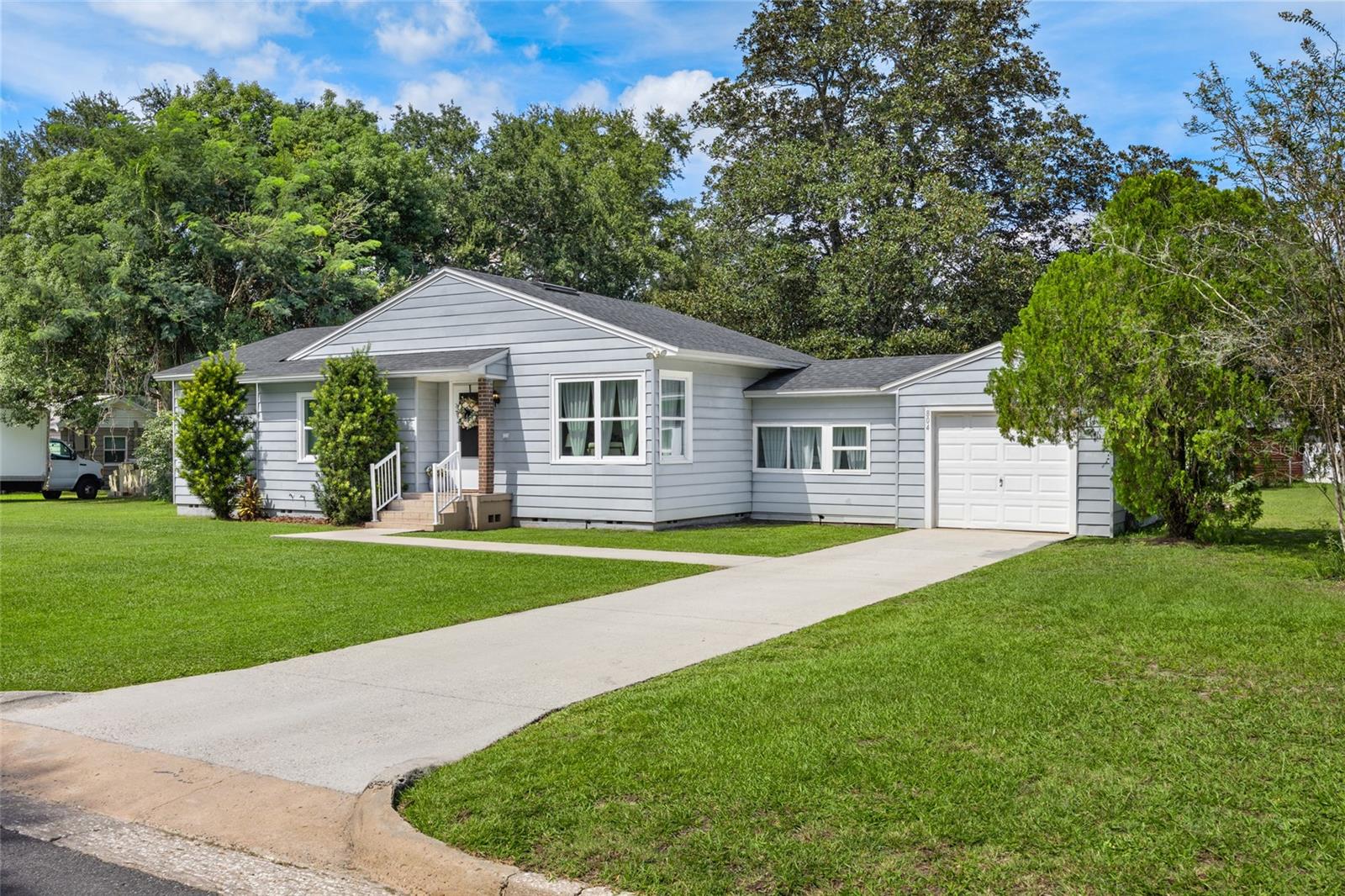 804 CATALINA DRIVE