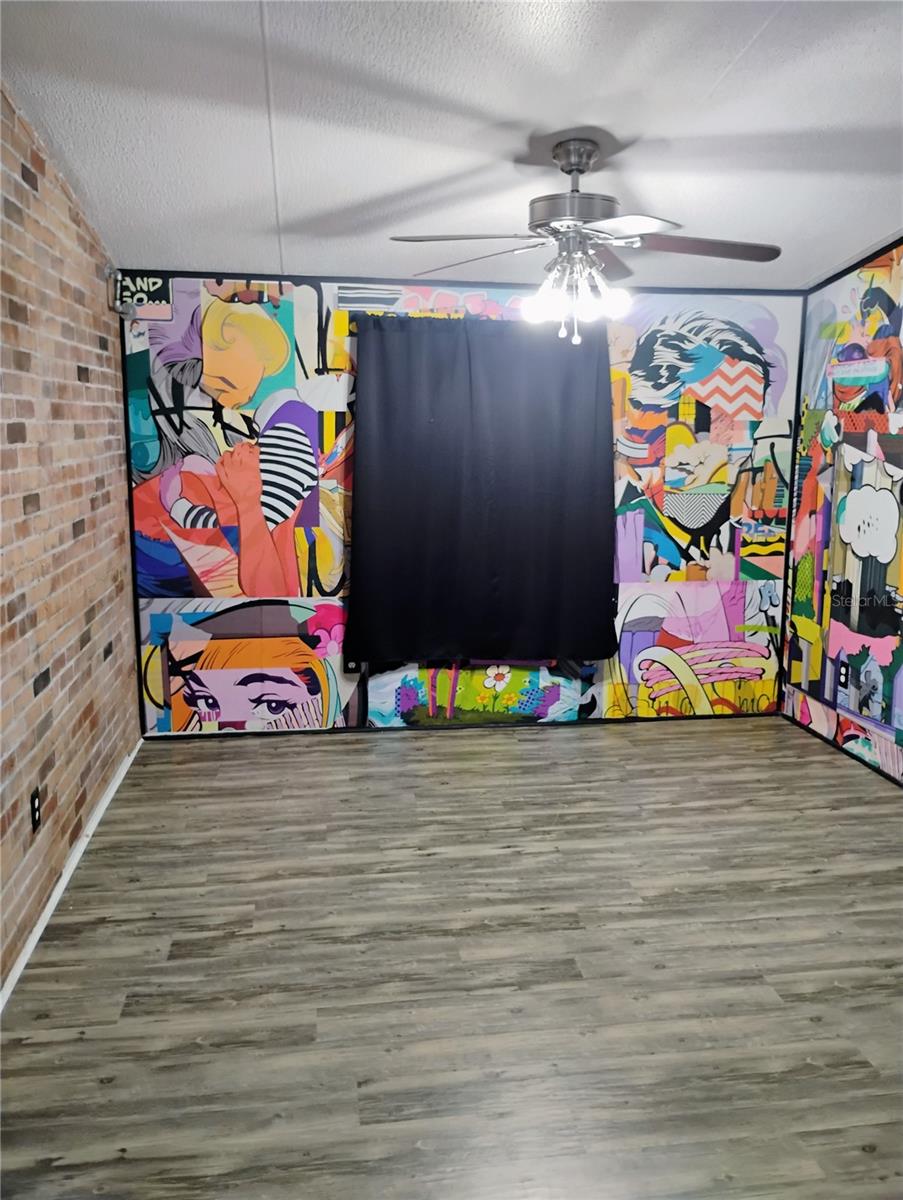 SEMINOLE SAND - Residential