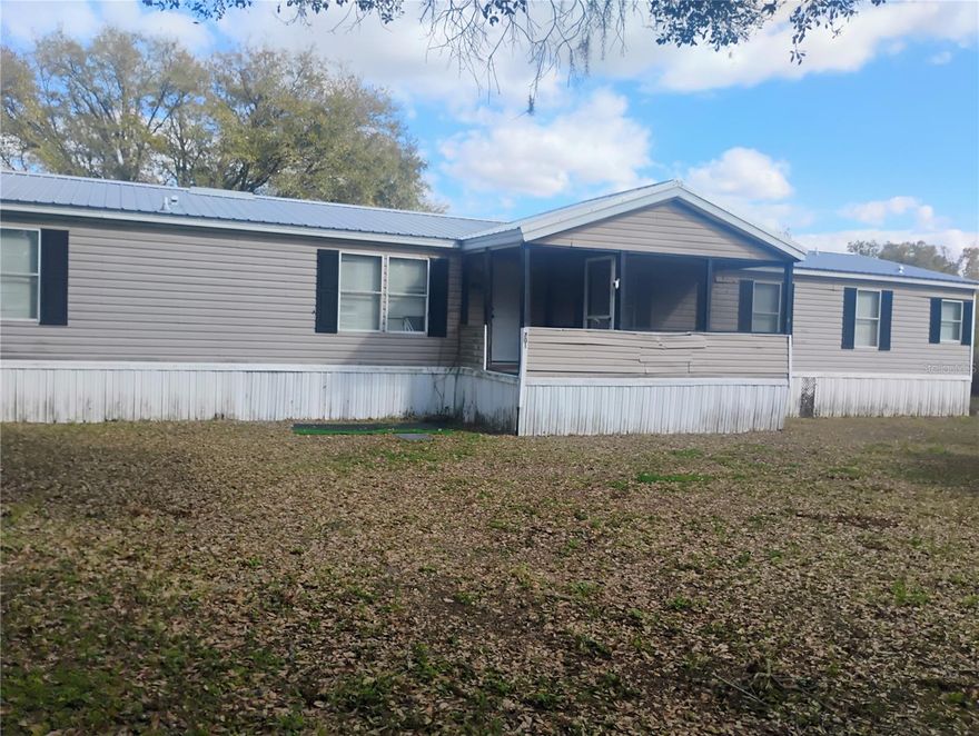 Investor Special! This 4-bedroom, 2.5-bath mobile home offers incredible potential and sits on 1.04 acres of land in Plant City. With the completion of the master bathroom, there is potential to convert the half bath into a full bath, adding even more value to the property.
Major improvements have already been handled, including a metal roof that is less than 5 years old, an AC system that is approximately 6 years old and working perfectly, and a septic system that was pumped just 2 years ago. The well was serviced 2 years ago.
With over an acre of land, there’s plenty of space for expansion, storage, or outdoor living opportunities. Whether you're looking for your next flip, rental investment, or a property to customize and make your own, this one has strong upside potential.