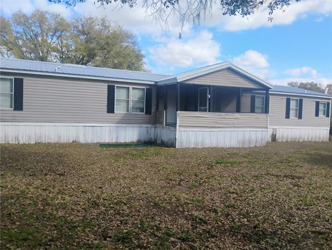 Photo of 701 Seminole Sand Road, Plant City, FL 33566 (MLS # L4959512)