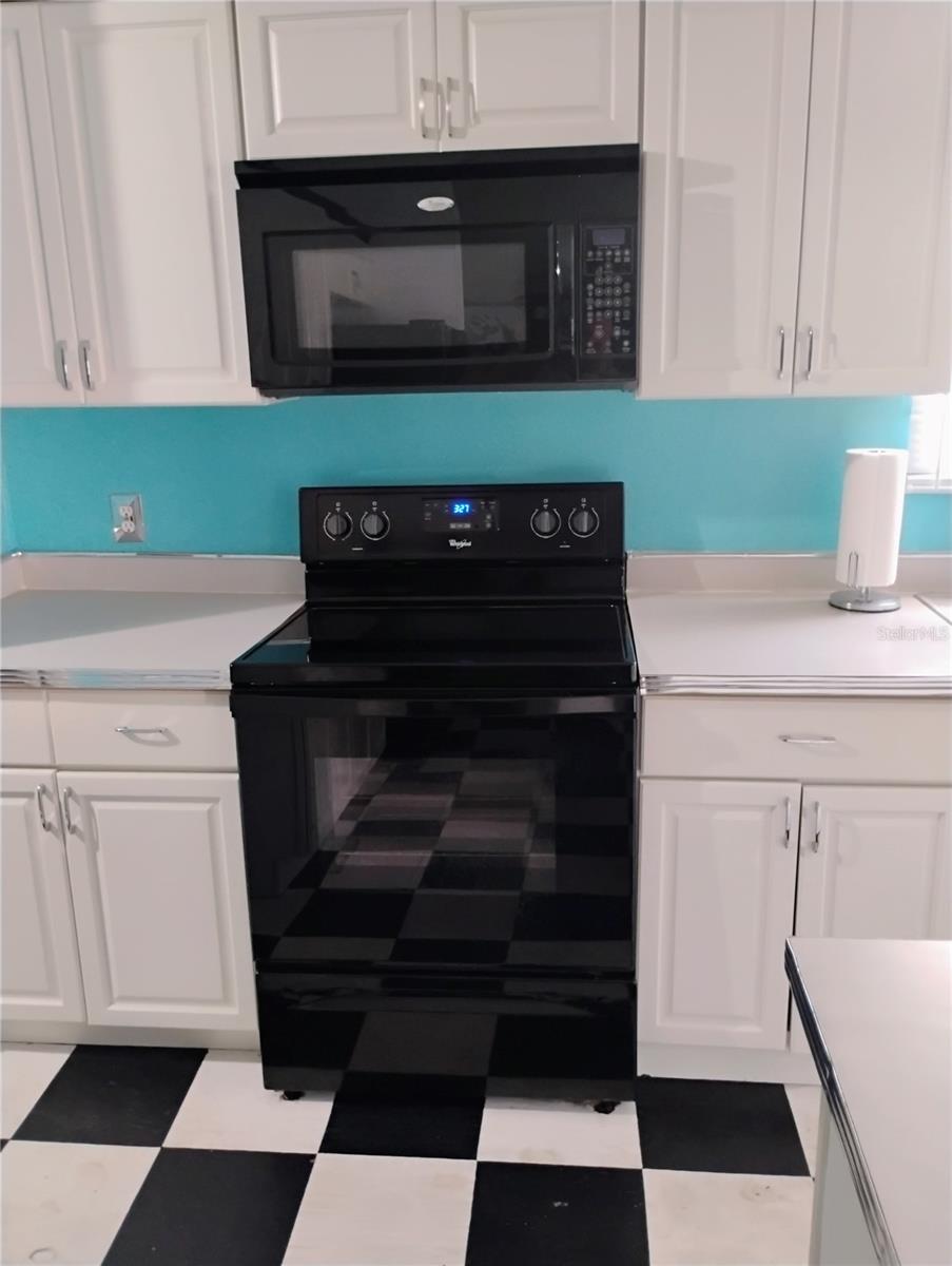 SEMINOLE SAND - Residential