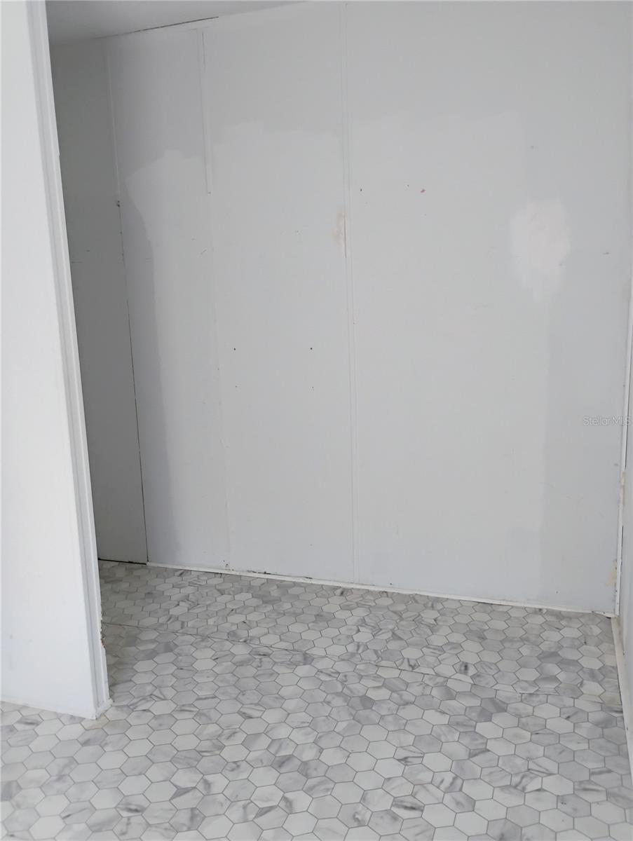 SEMINOLE SAND - Residential