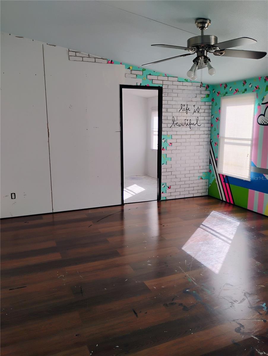 SEMINOLE SAND - Residential