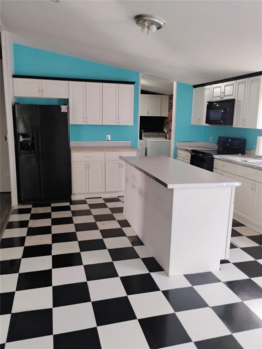 SEMINOLE SAND - Residential