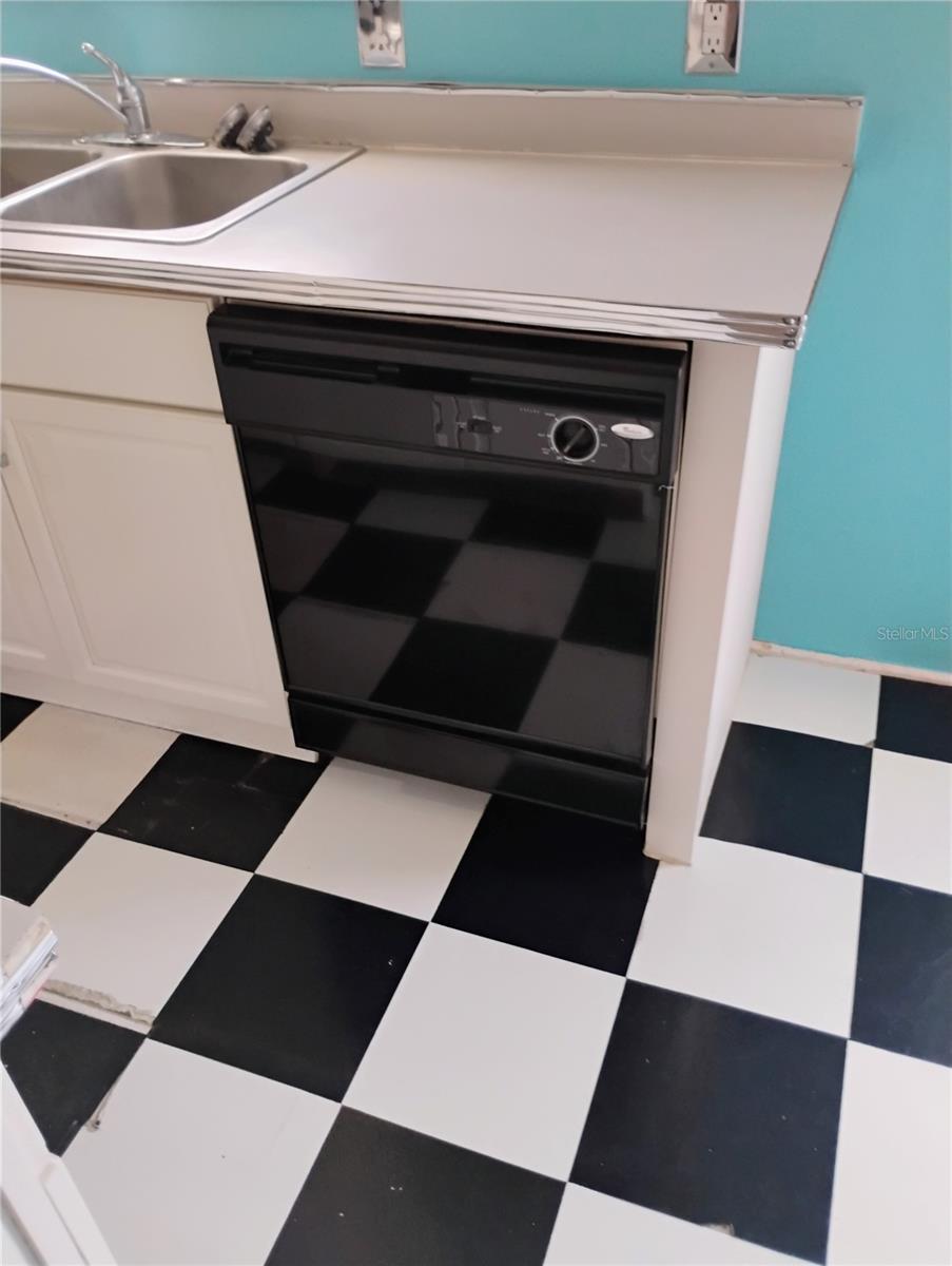 SEMINOLE SAND - Residential