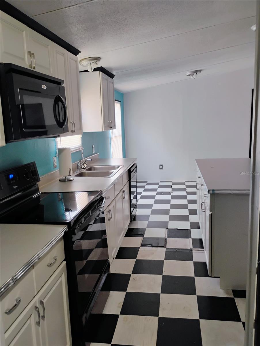 SEMINOLE SAND - Residential